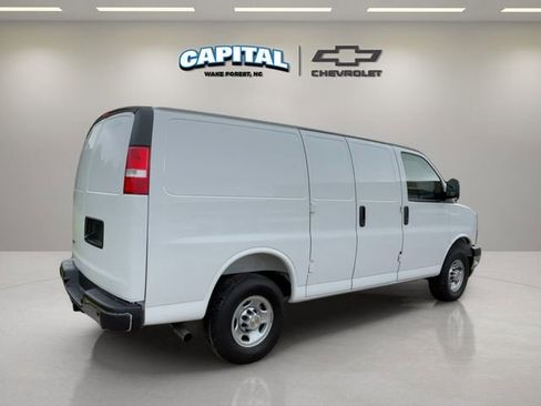 New 2025 Chevrolet Express 2500 Work Van w/ Driver Convenience Package image 5