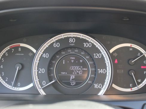Used 2014 Honda Accord EX image 39