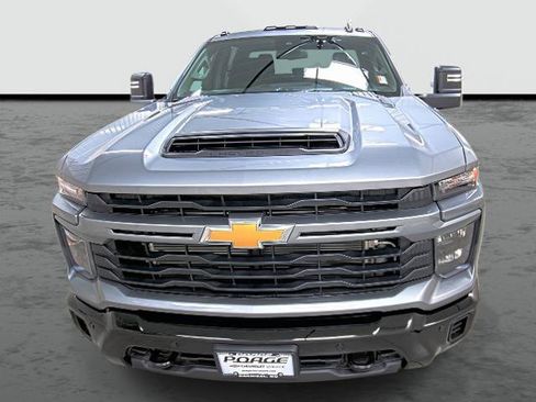 New 2026 Chevrolet Silverado 2500 Custom w/ Custom Value Package image 6