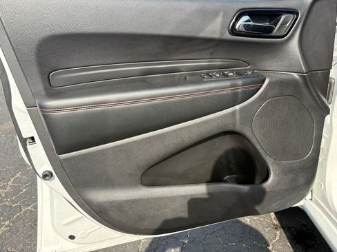 Used 2025 Dodge Durango GT AWD/4WD image 14