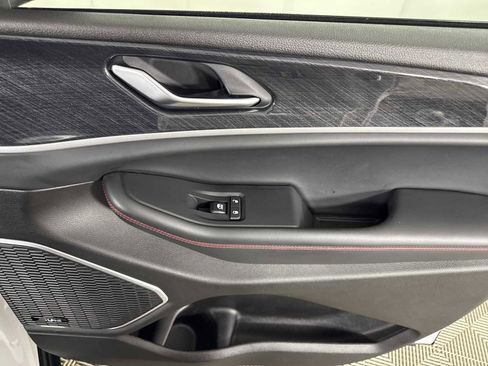 Used 2022 Jeep Grand Cherokee Trailhawk w/ Luxury Tech Group III image 35