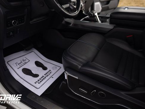 Used 2025 Ford F150 Platinum image 29