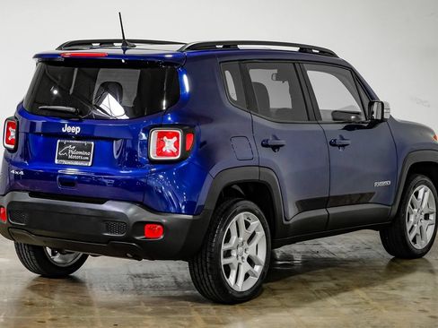 Used 2021 Jeep Renegade Latitude AWD/4WD image 7