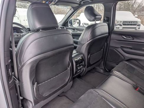 Certified 2024 Jeep Grand Cherokee L Altitude image 24