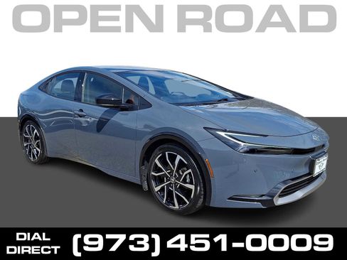 Used 2024 Toyota Prius Prime image 1