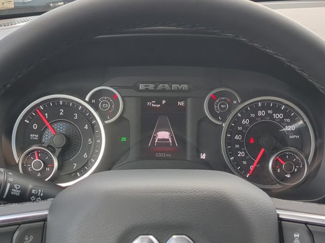 Used 2025 RAM 1500 Big Horn AWD/4WD image 31