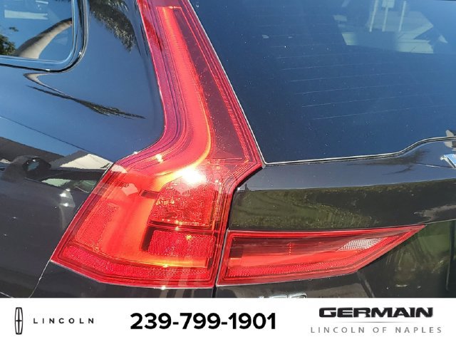 Used 2019 Volvo V90 T5 Cross Country w/ Protection Package Premier AWD/4WD image 15