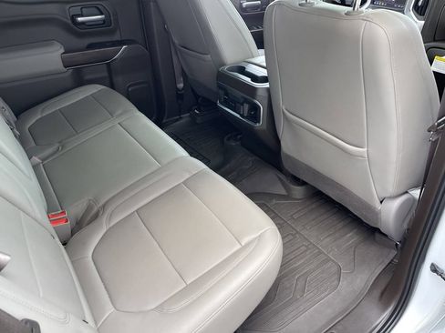Used 2022 GMC Sierra 1500 SLT AWD/4WD image 25