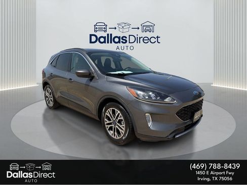 Used 2020 Ford Escape SEL FWD image 2