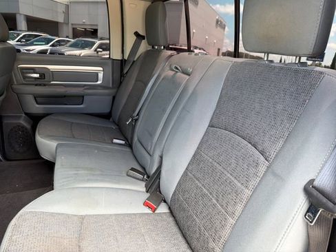Used 2015 RAM 1500 Lone Star RWD image 30