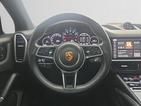 Used 2019 Porsche Cayenne AWD/4WD image 13