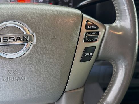 Used 2018 Nissan NV 3500 SL image 15