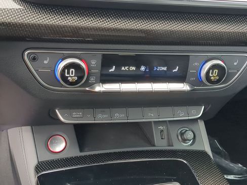 Used 2023 Audi SQ5 Premium Plus w/ Premium Plus Package image 18