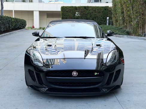 Used 2016 Jaguar F-TYPE R image 7