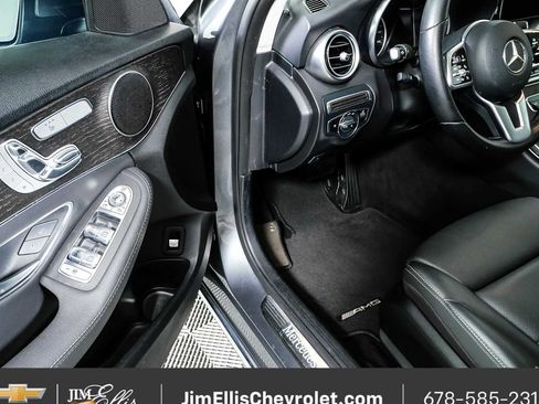 Used 2019 Mercedes-Benz C 300 Sedan image 5