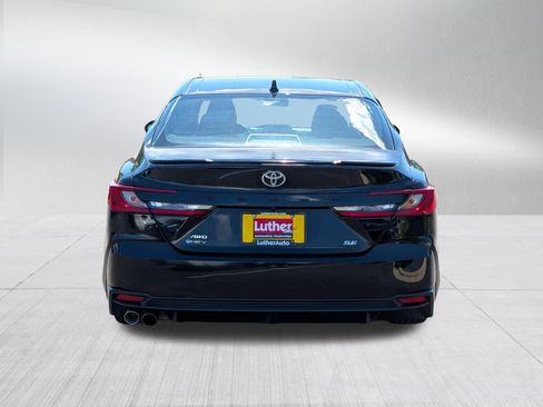 Used 2025 Toyota Camry SE w/ Convenience Package AWD/4WD image 6