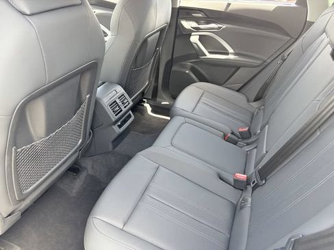 Used 2025 Audi Q5 Premium Plus AWD/4WD image 17