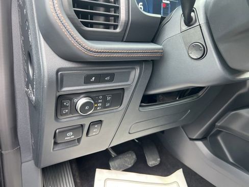 Certified 2022 Ford Expedition Platinum image 9