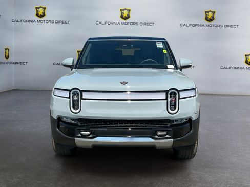 Used 2024 Rivian R1S Adventure AWD/4WD image 2