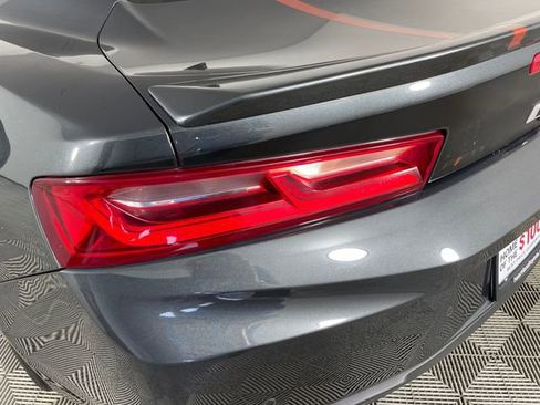 Used 2017 Chevrolet Camaro LT RWD image 18
