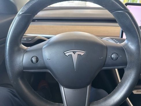 Used 2018 Tesla Model 3 Long Range image 33