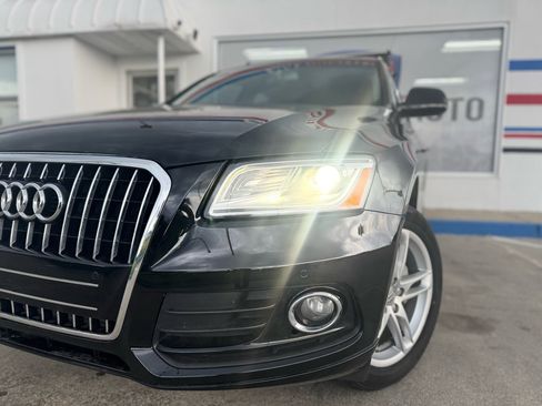 Used 2017 Audi Q5 2.0T Premium Plus w/ Technology Package image 4