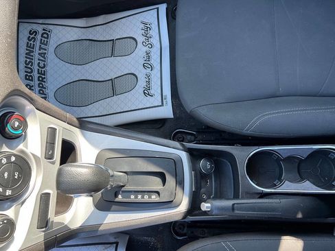 Used 2016 Ford Fiesta SE image 19