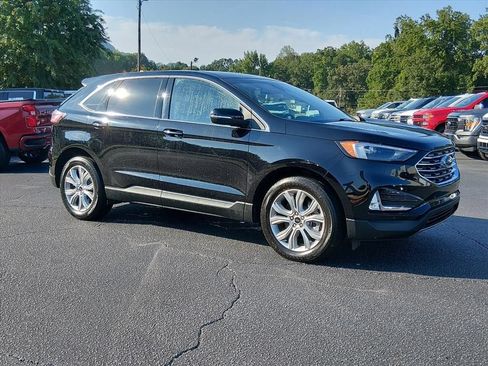 Used 2023 Ford Edge Titanium w/ Cargo Accessory Package AWD/4WD image 2