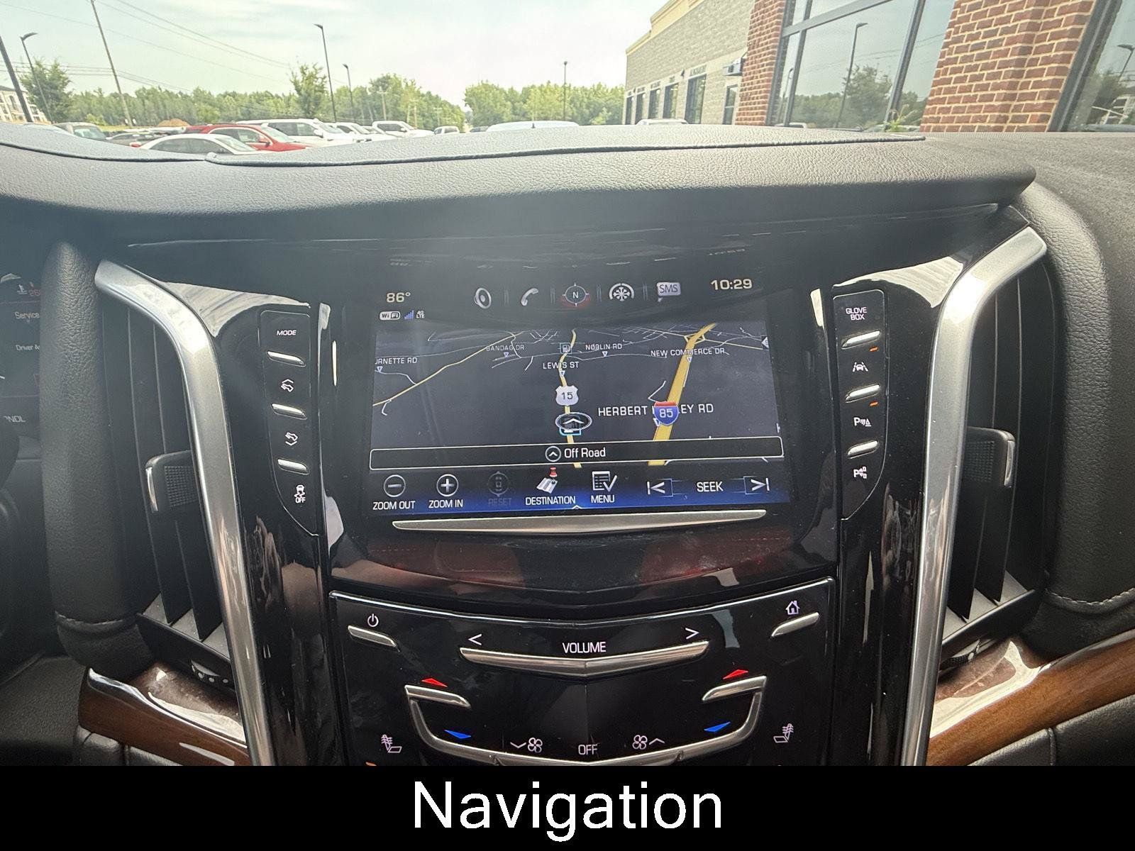 Used 2020 Cadillac Escalade Premium Luxury RWD image 7