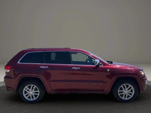 Used 2018 Jeep Grand Cherokee Overland AWD/4WD image 10