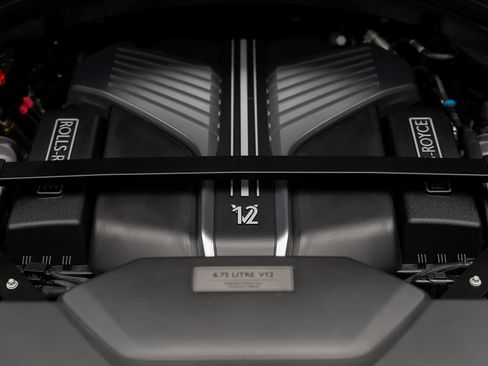 Used 2024 Rolls-Royce Cullinan Black Badge w/ Driver's Package AWD/4WD image 82