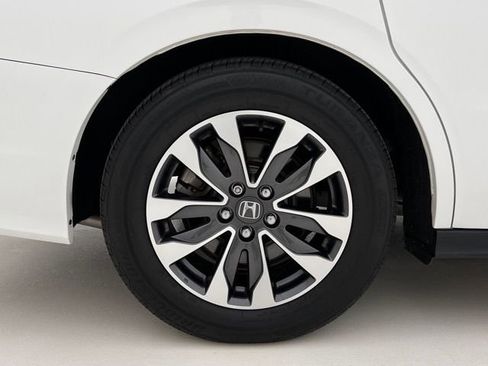 Used 2023 Honda Odyssey EX-L image 28