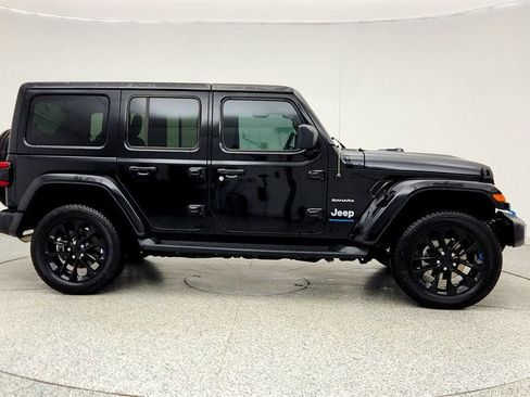 Used 2023 Jeep Wrangler Sahara image 4