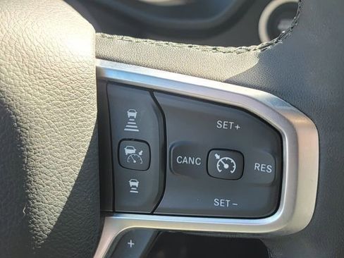 Certified 2025 RAM 1500 Big Horn image 26