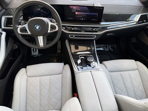 Used 2024 BMW X5 xDrive50e w/ M Sport Package AWD/4WD image 15
