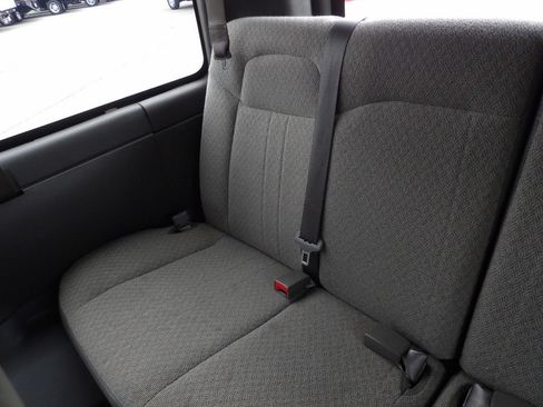 Used 2025 Chevrolet Express 3500 LT w/ LT Preferred Equipment Group RWD image 37