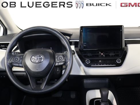 Used 2026 Toyota Corolla LE FWD image 13