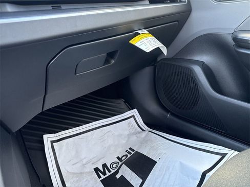 New 2025 Kia K4 LXS image 36