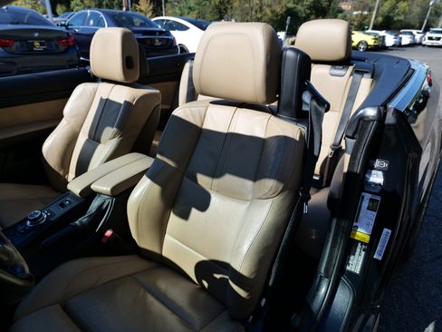 Used 2013 BMW M3 Convertible image 16