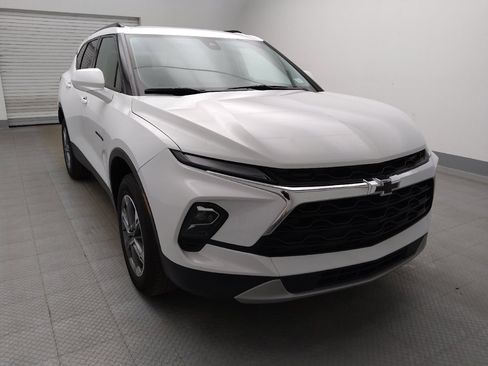 Used 2024 Chevrolet Blazer LT w/ Convenience Package FWD image 14