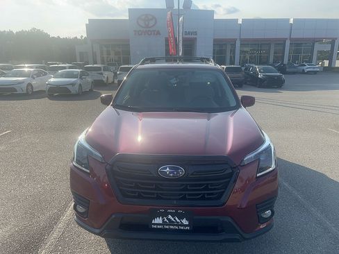Used 2023 Subaru Forester Premium AWD/4WD image 38