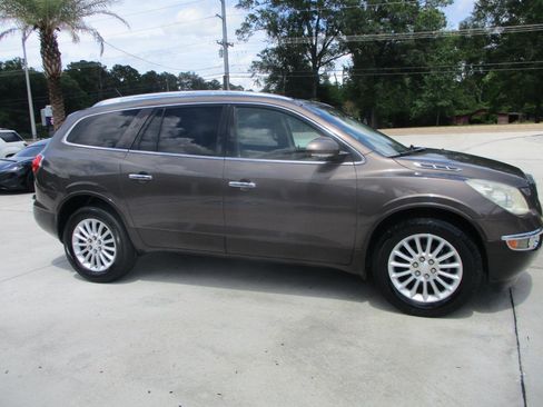 Used 2012 Buick Enclave Leather FWD image 1