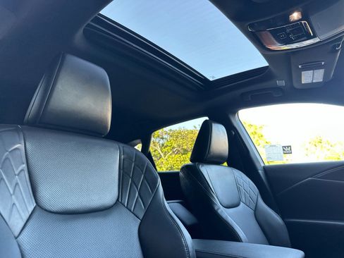 Used 2025 Lexus RX 350 Premium w/ Convenience Package image 19