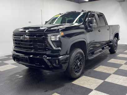 Used 2024 Chevrolet Silverado 2500 LT w/ Midnight Edition