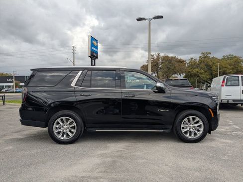 Used 2025 Chevrolet Tahoe Premier image 2