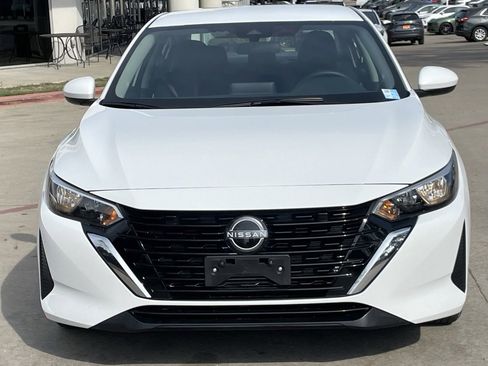 Used 2024 Nissan Sentra SV image 6
