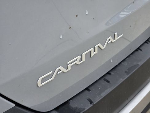 New 2026 Kia Carnival SX FWD image 7