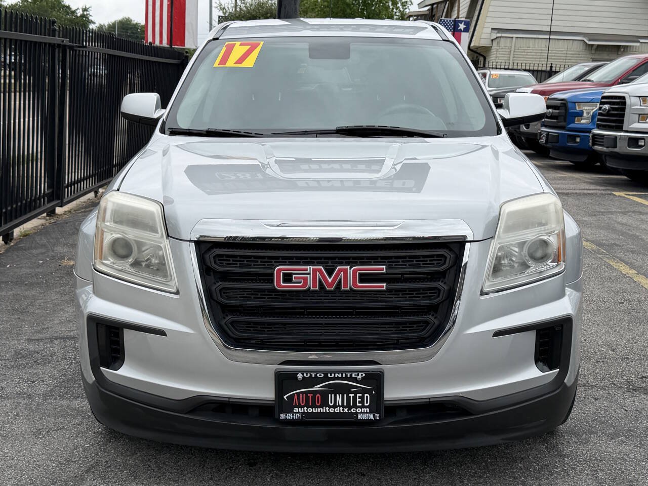 Used 2017 GMC Terrain SLE FWD image 10