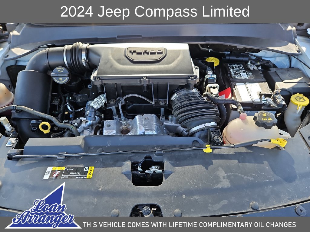 Used 2024 Jeep Compass Limited AWD/4WD image 15