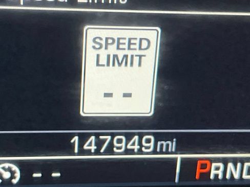 Used 2016 Chevrolet Suburban LTZ AWD/4WD image 39